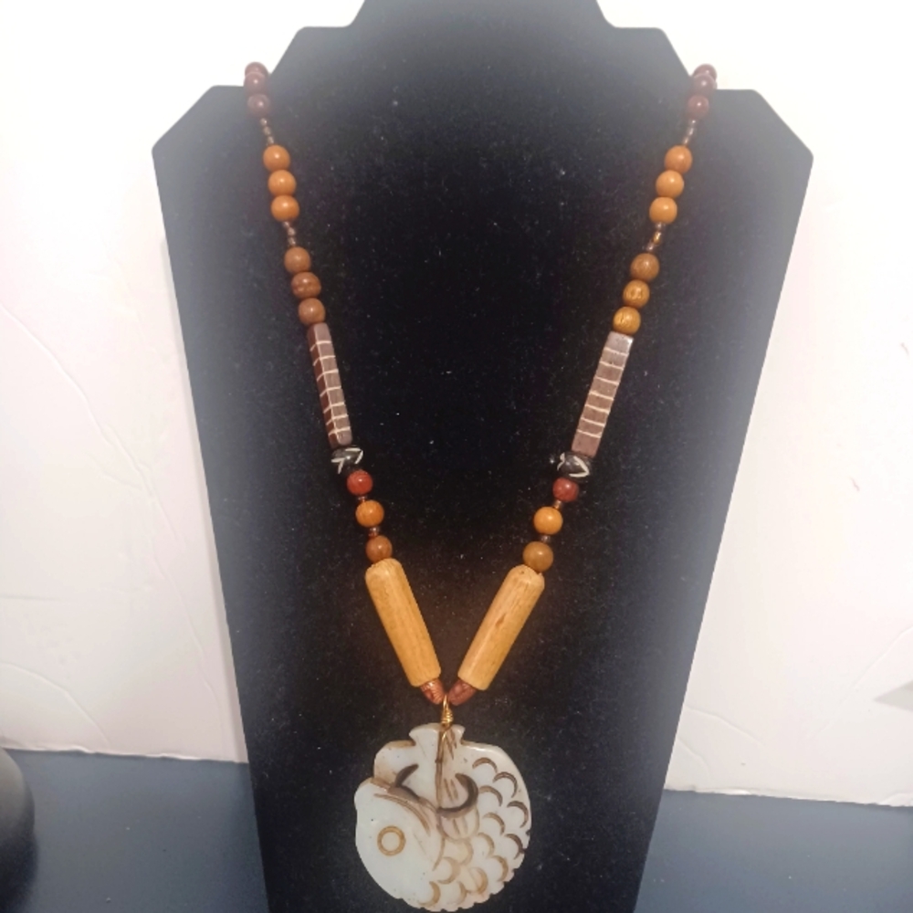 Vintage Wood Necklace